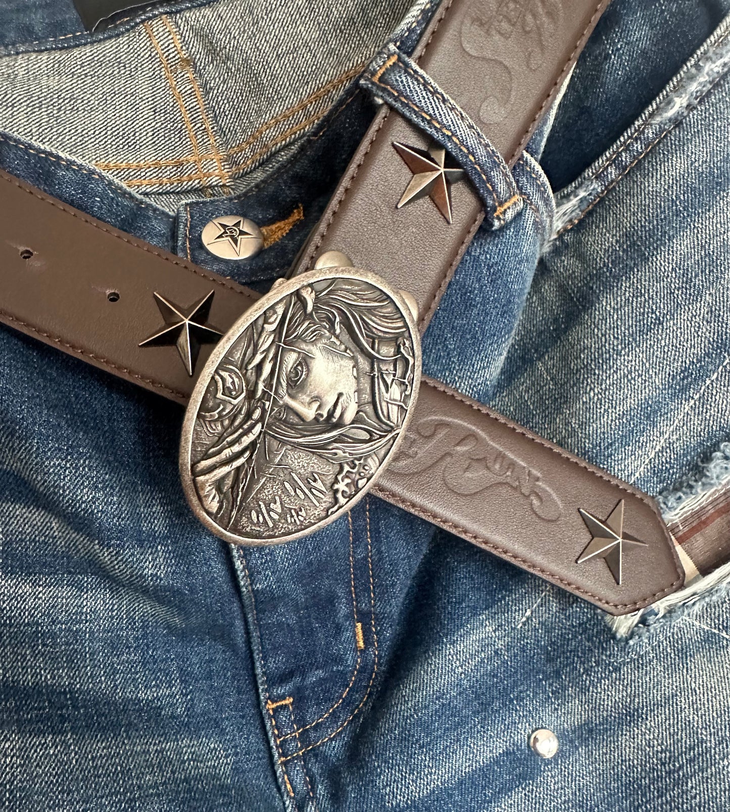 The Golden Spin Vintage Leather Belt