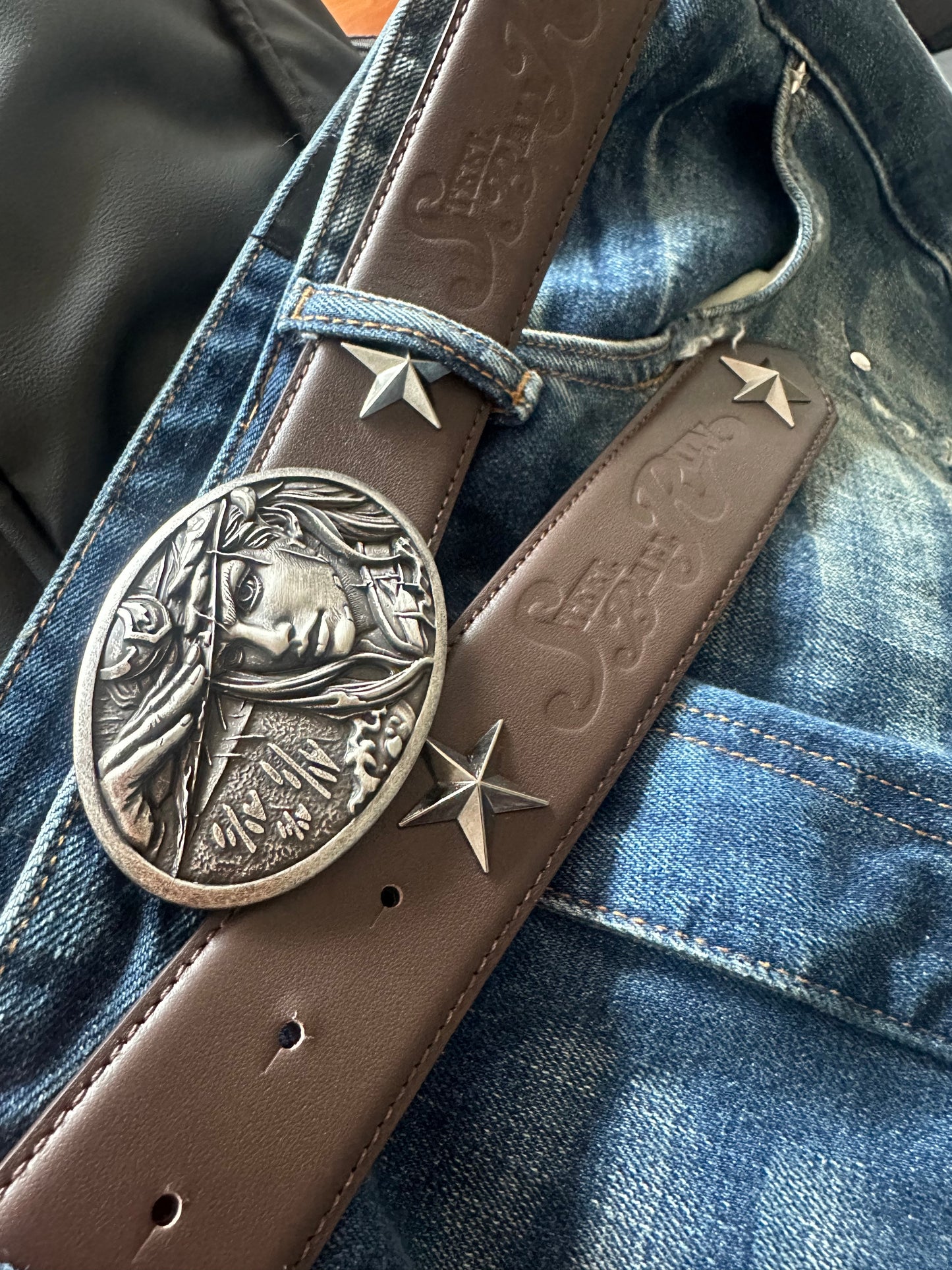 The Golden Spin Vintage Leather Belt